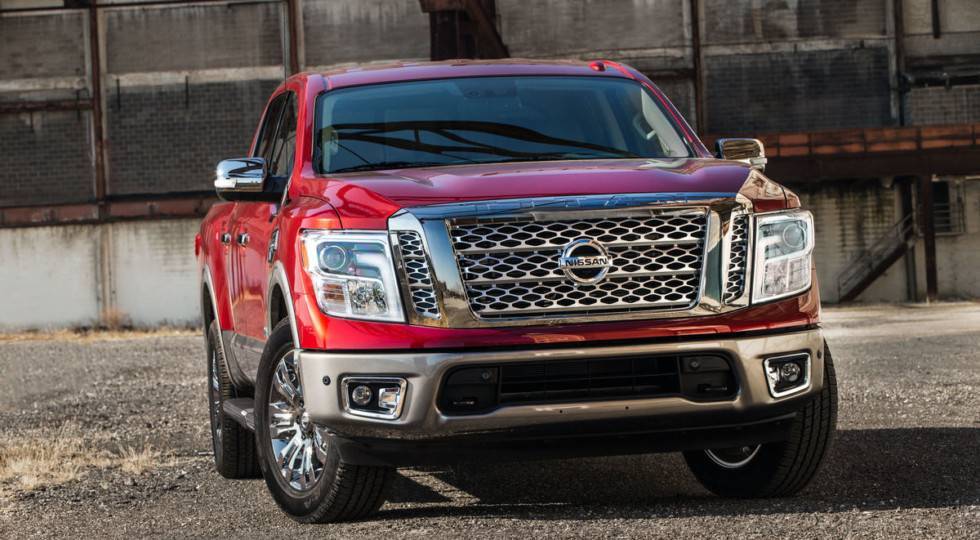 Nissan: новенький пікап Titan опозорився на краш-тесті