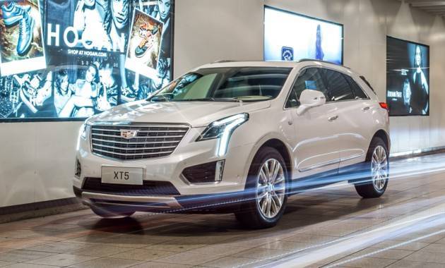 Кросовер Cadillac XT5 перетворився на гібрид