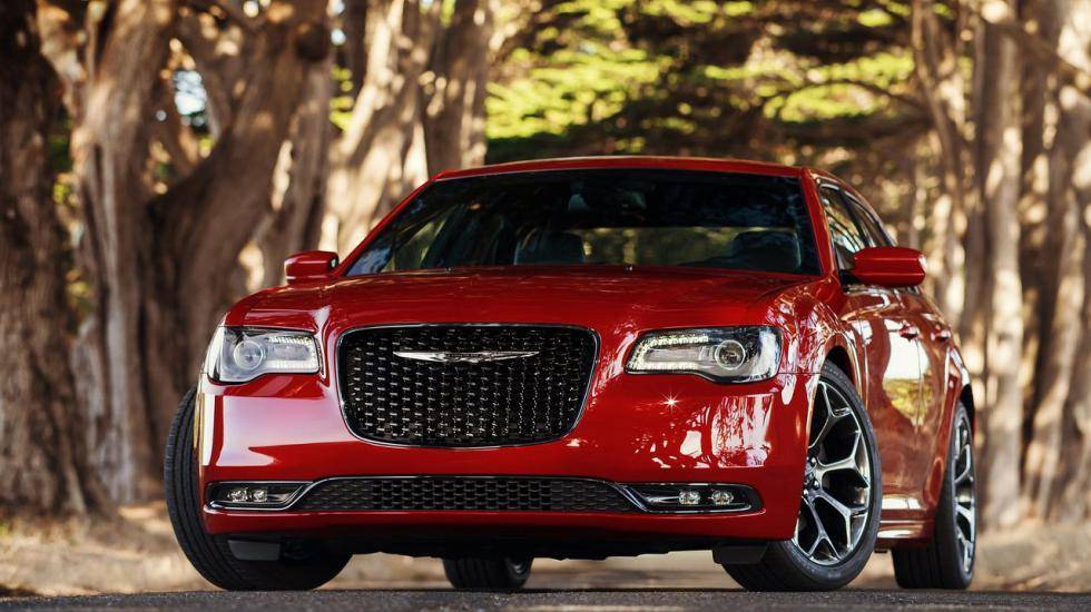 Chrysler проводить масовий відзив