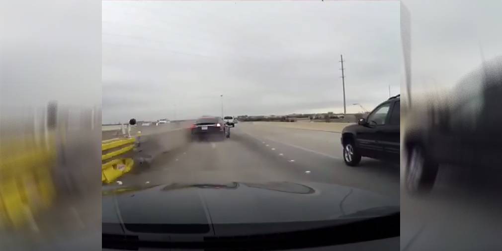 Безпілотна Tesla знову стала учасником скандалу