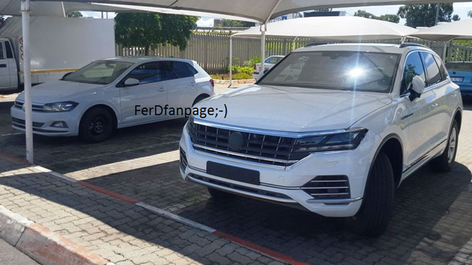 В Мережу потрапили знімки «голого» Volkswagen Touareg нової генерації