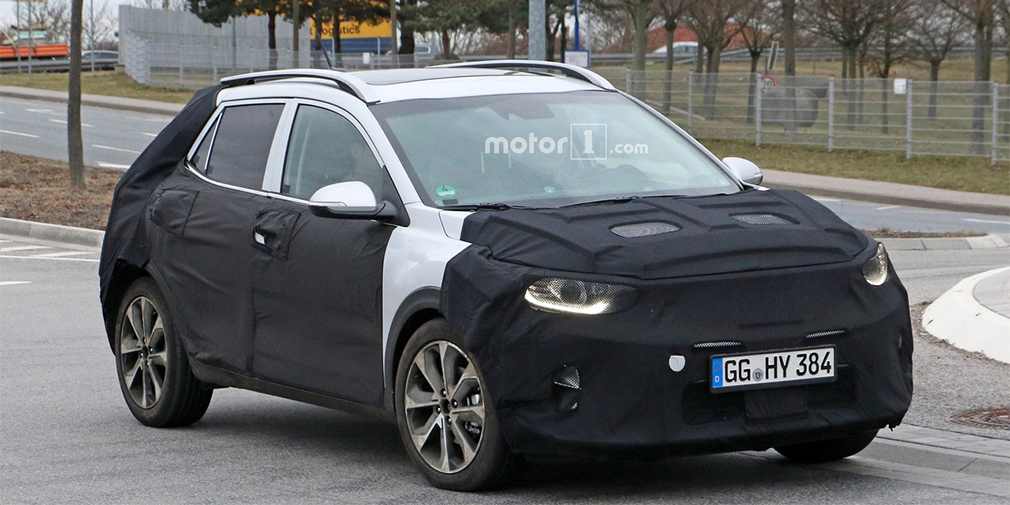 Новий кросовер Kia Stonic протестували на громадських дорогах