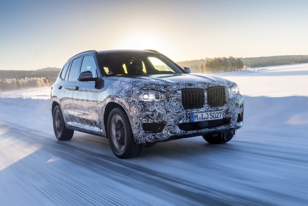 Новому BMW X3 підготують спортивний M40i
