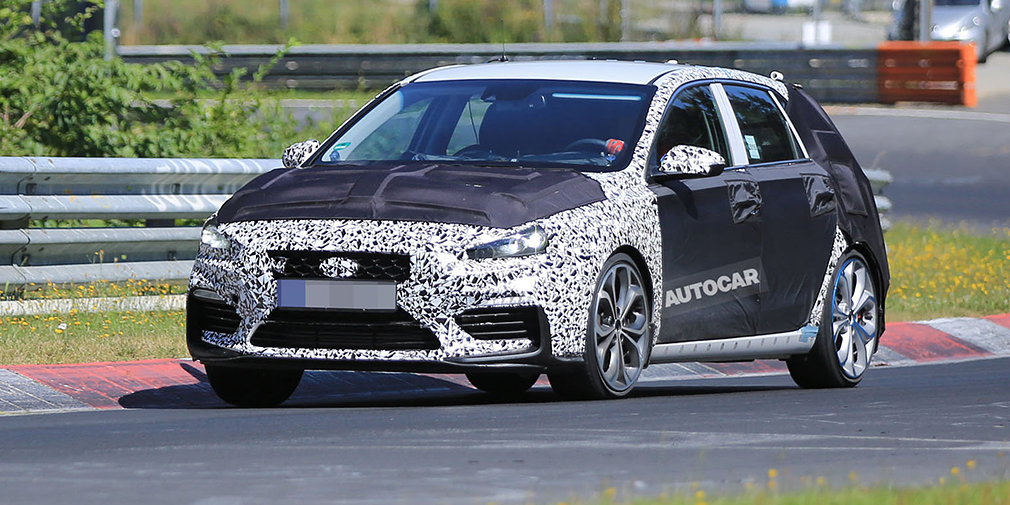 Спортивний Hyundai i30 протестували дорогами Нюрбургринга