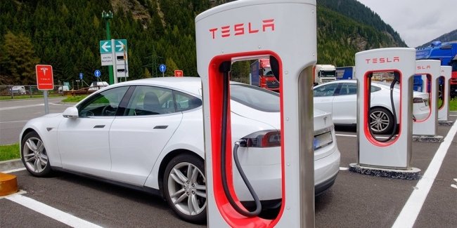 «Тесла» збирається збудувати підприємство на півдні Китаю