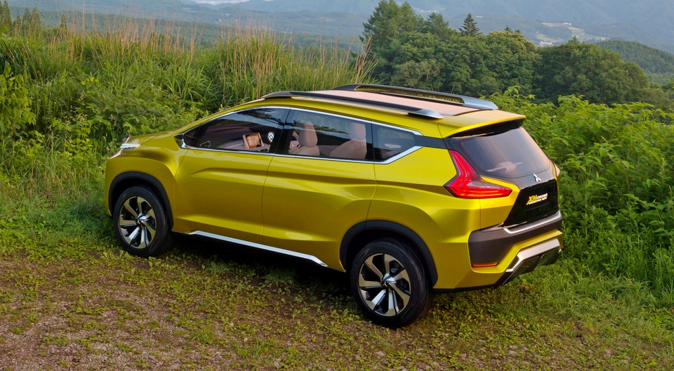Mitsubishi готує до запуску новенький кросовер-вен