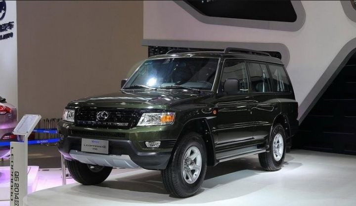 Нова китайська копія Mitsubishi Pajero