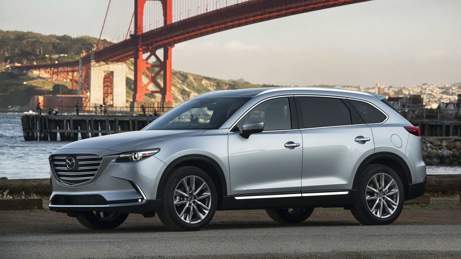 Кросовери Mazda CX-9 перевірили на безпеку