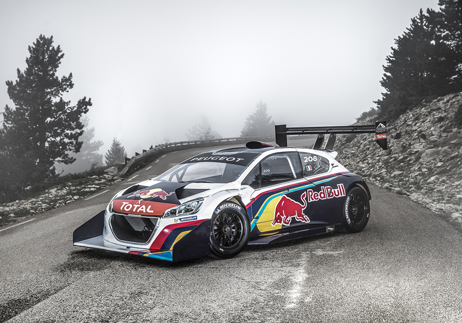 Себастьєн Леб отримав у подарунок від Peugeot 875-сильний автомобіль