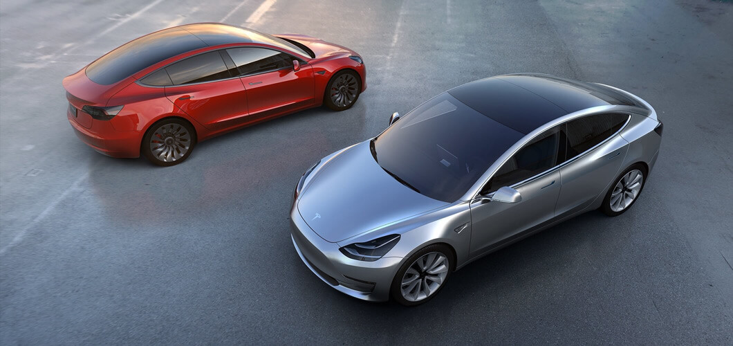 В Tesla озвучили дату випуску Model 3