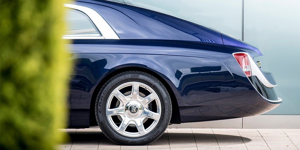 Rolls-Royce не буде робити гібридні авто