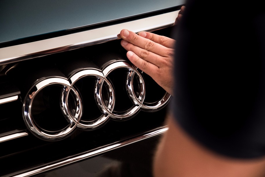 Audi зробила унікальну презентацію свого A8