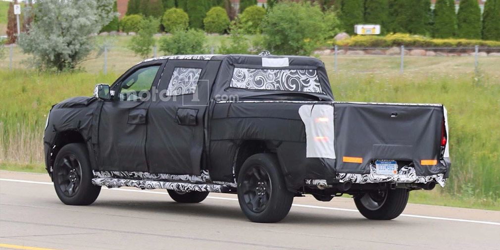 Нове покоління пікапа Ram 1500 перетвориться в гібрид