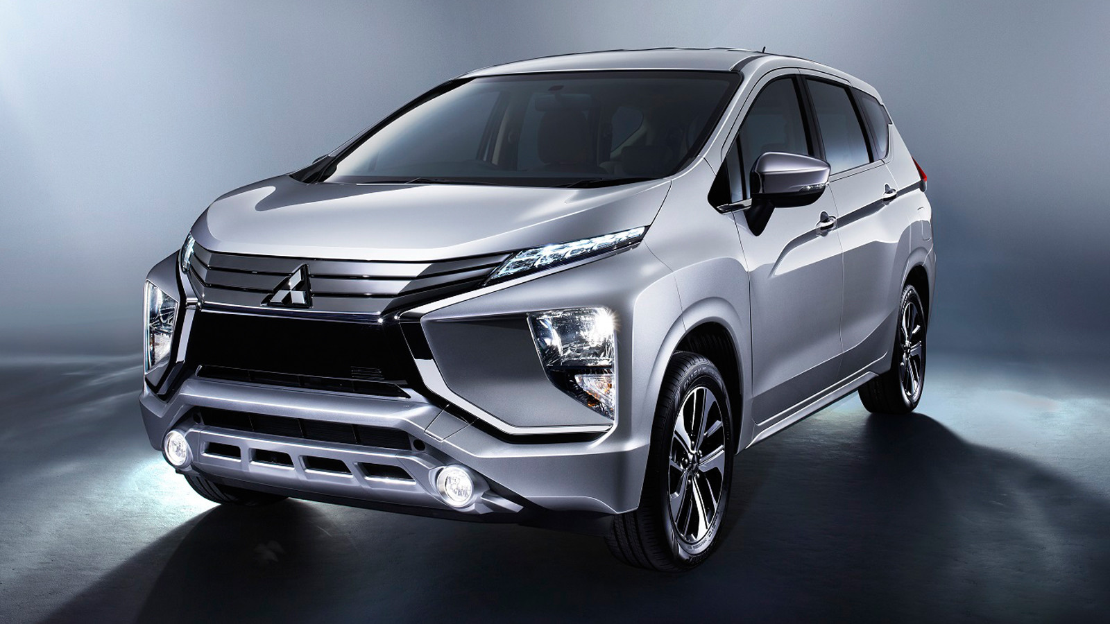 Mitsubishi Xpander - новий кросовер для Азії