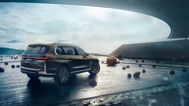BMW X7 з'явився на офіційних фотографіях