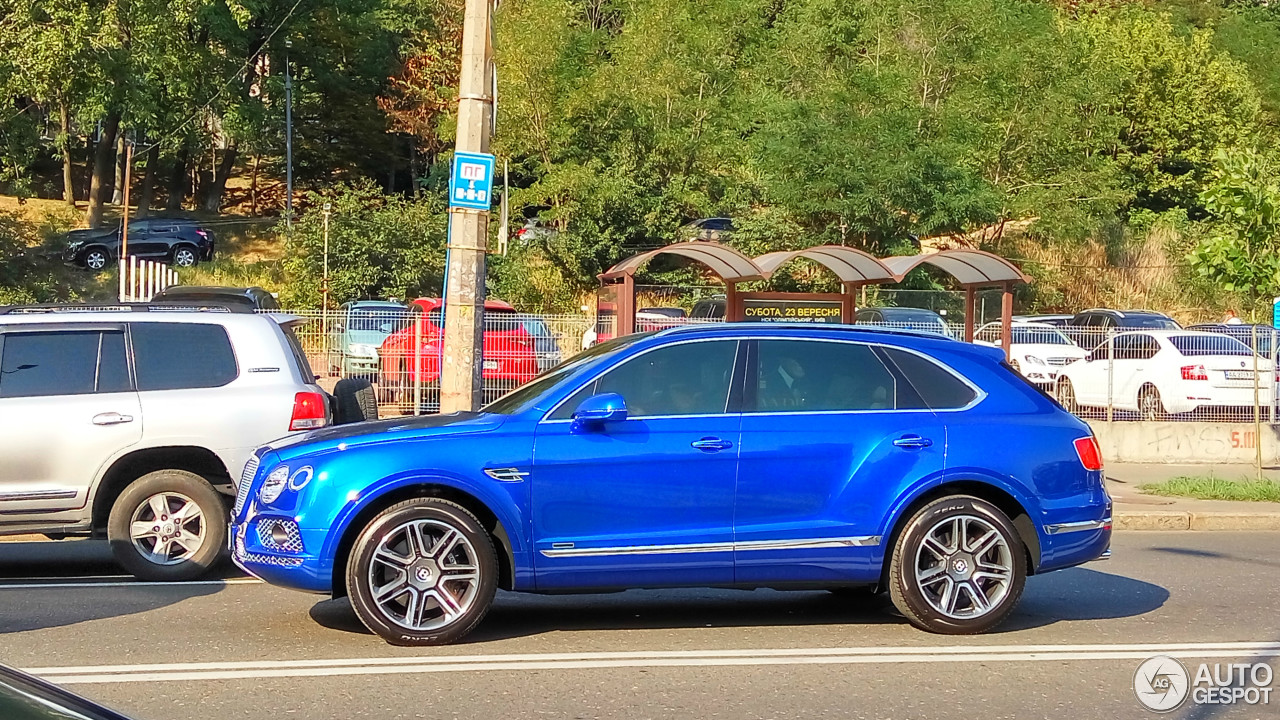 Найбільш дорогий позашляховик з дизелем помічений в Україні