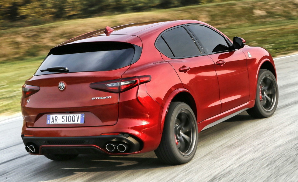 Alfa Romeo Stelvio Quadrifoglio вже можна попередньо замовити в Європі та в Україні зокрема