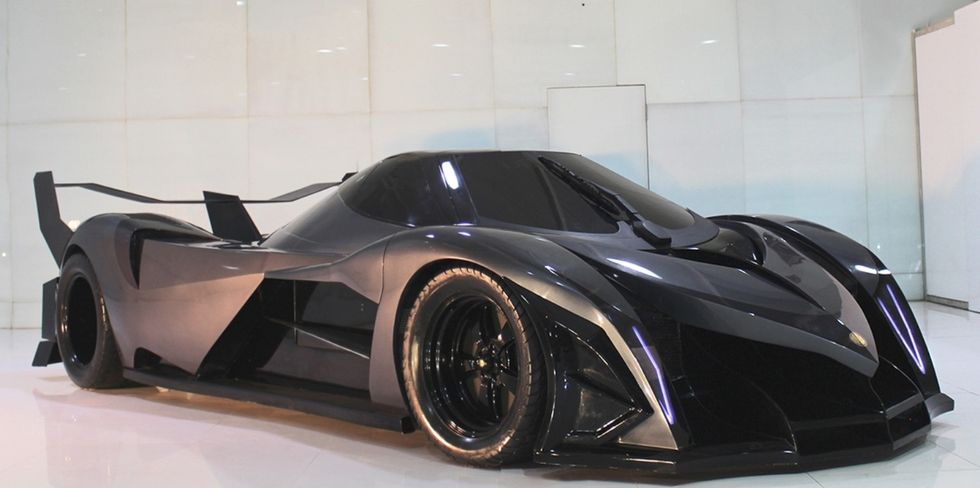 До дебюту готовий 5000-сильний гіпермобіль Devel Sixteen