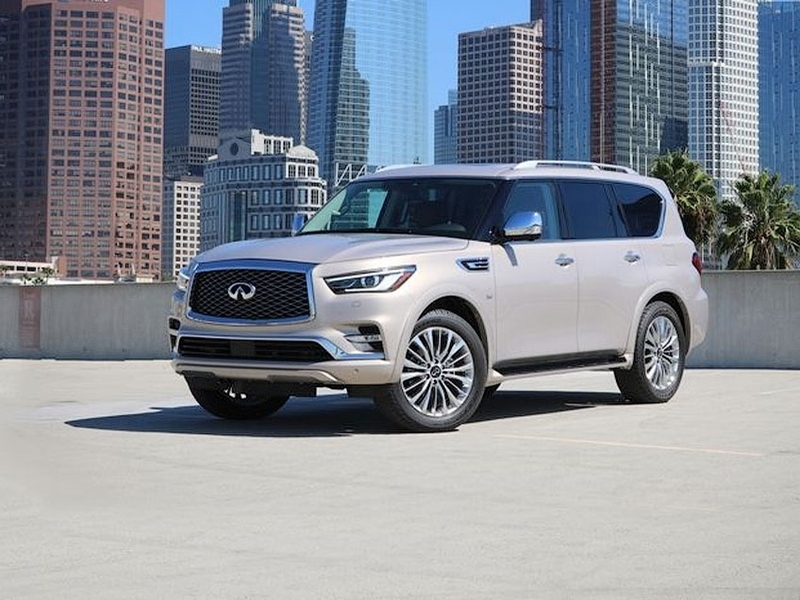 Перші знімки оновленого Infiniti QX80
