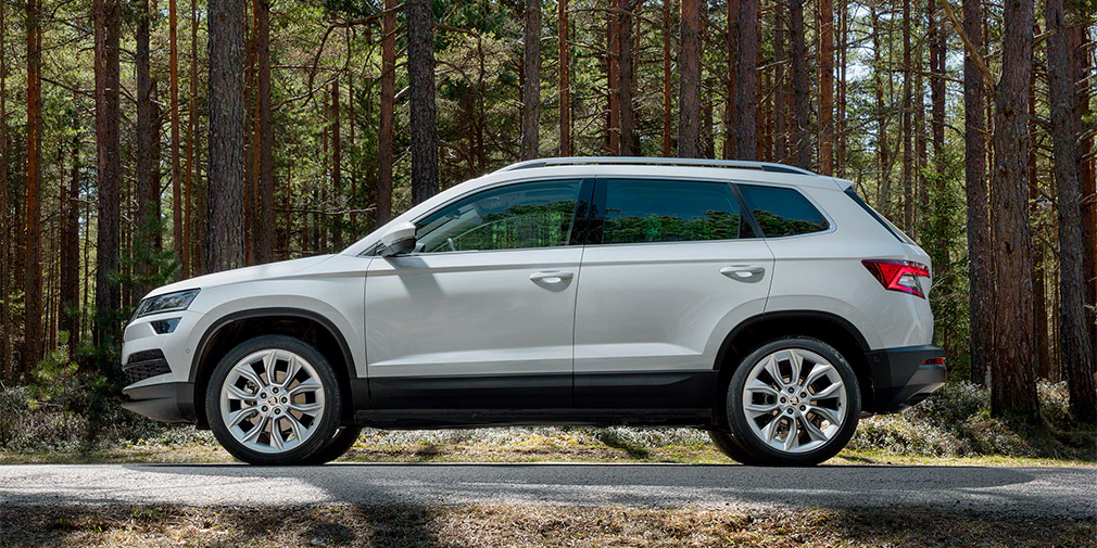 Volkswagen розробить новенький паркетник на основі моделі Skoda Karoq