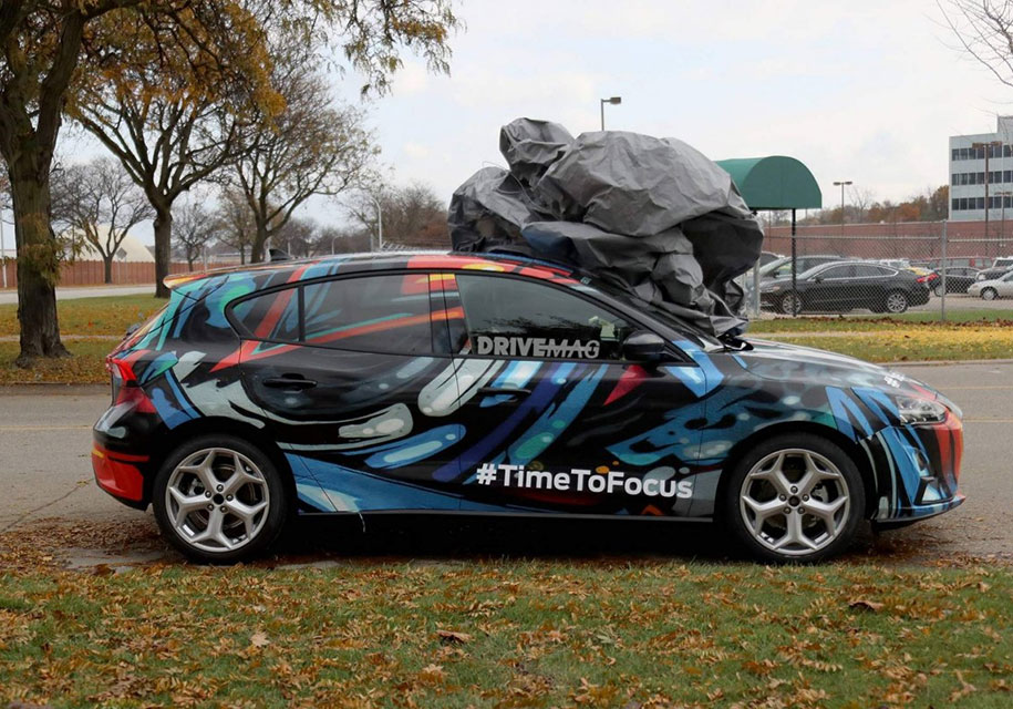 Новий Ford Focus попався майже без захисної муфти