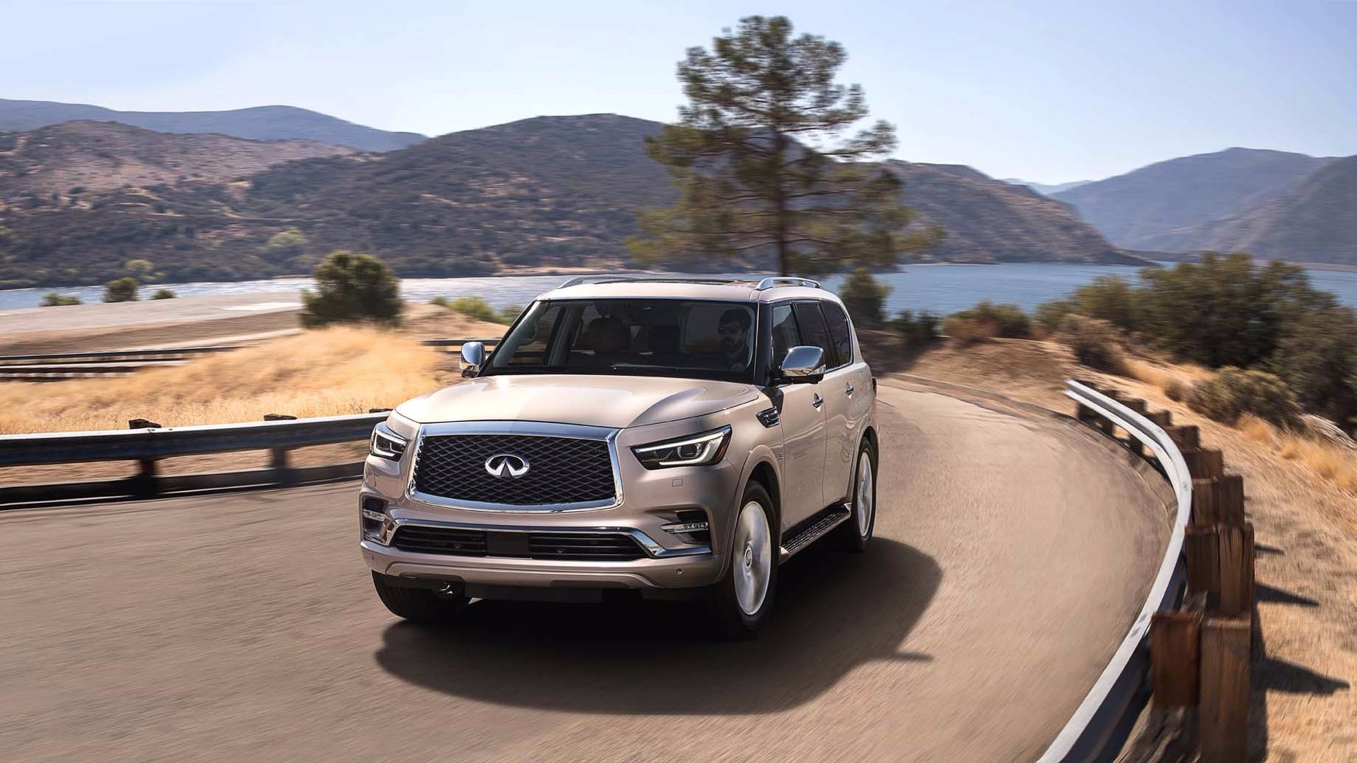 В оновленому Infiniti QX80 з'явилася лише одна комплектація