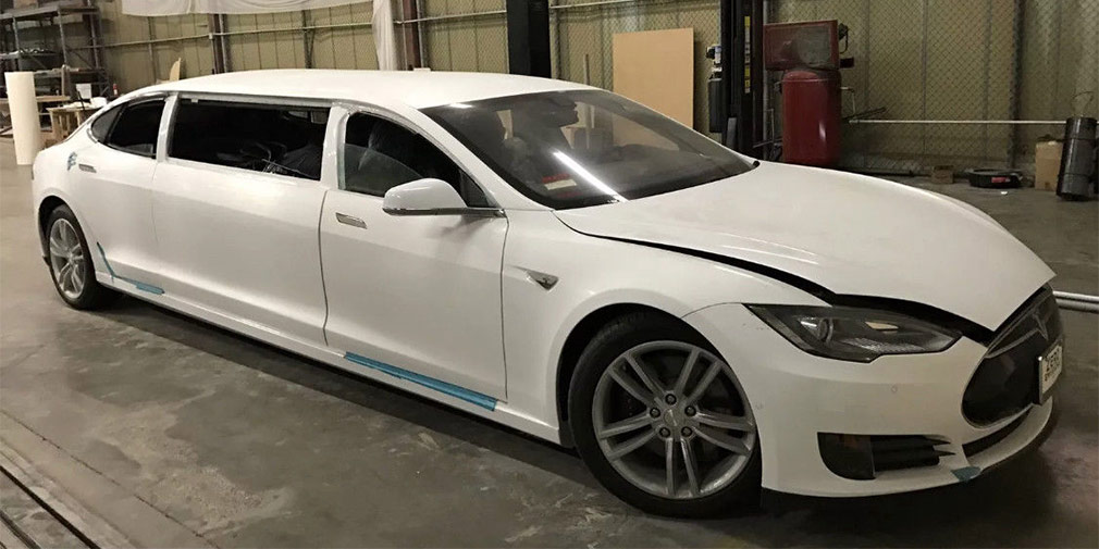Лімузин на базі Tesla Model S продається за немаленькі гроші