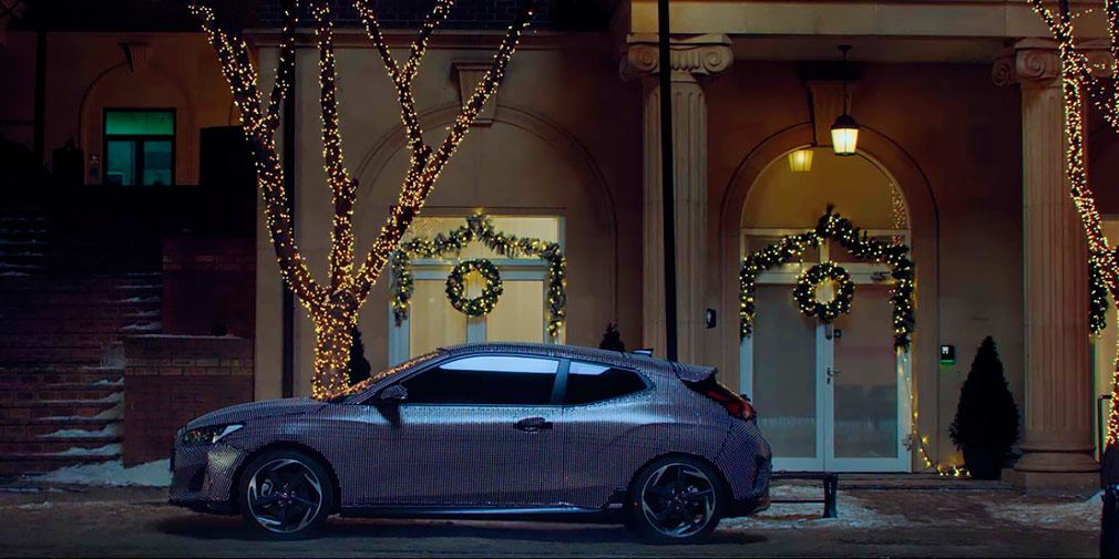 Новий Hyundai Veloster показався силуетом