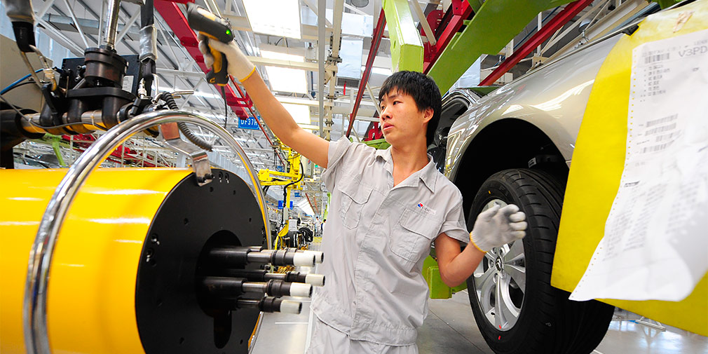 Китай забороняє випуск більше 500 моделей