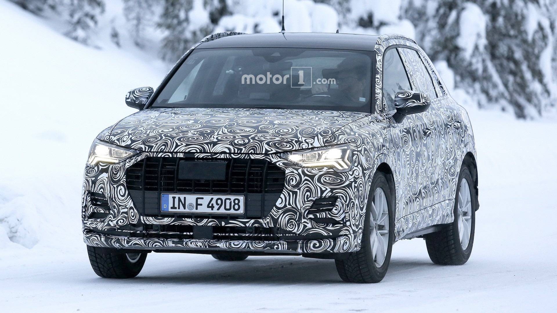 Папараці зафіксували на камери оптику Audi Q3 2-го покоління