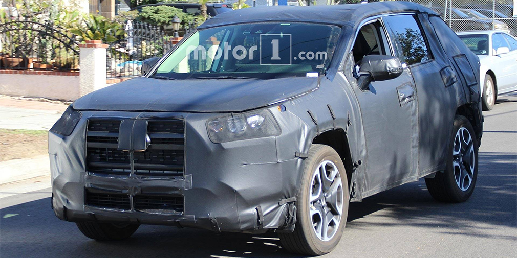 Toyota зайнялася тестами нової генерації RAV4