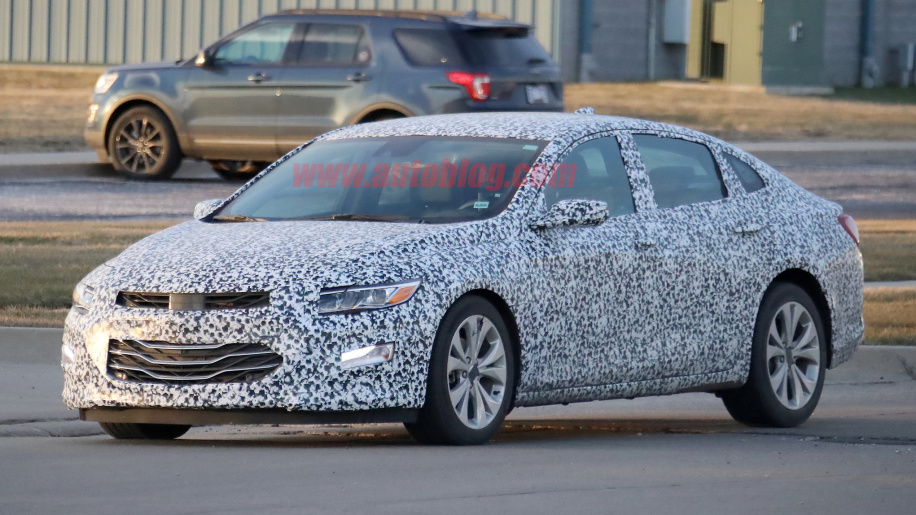 Фотошпигуни спіймали Chevrolet Malibu 2019