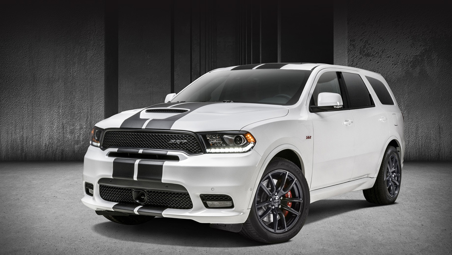 Смуги та вуглецеві волокна – новий набір на Dodge Durango