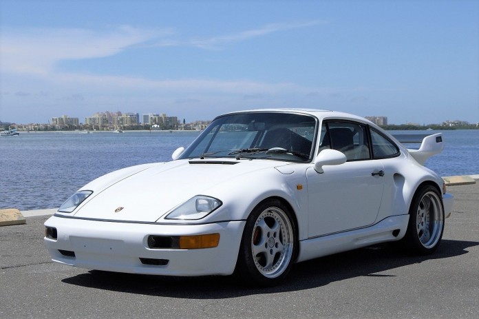 По Україні проїхався єдиний екземпляр Porsche у всьому світі