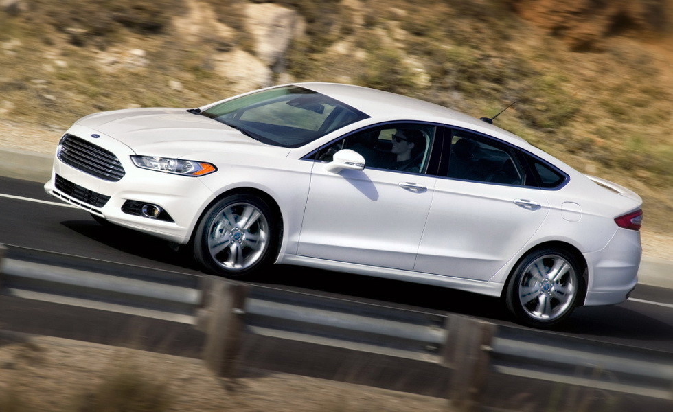 Ford організовує відкликання 1,4 млн авто через дефект керма