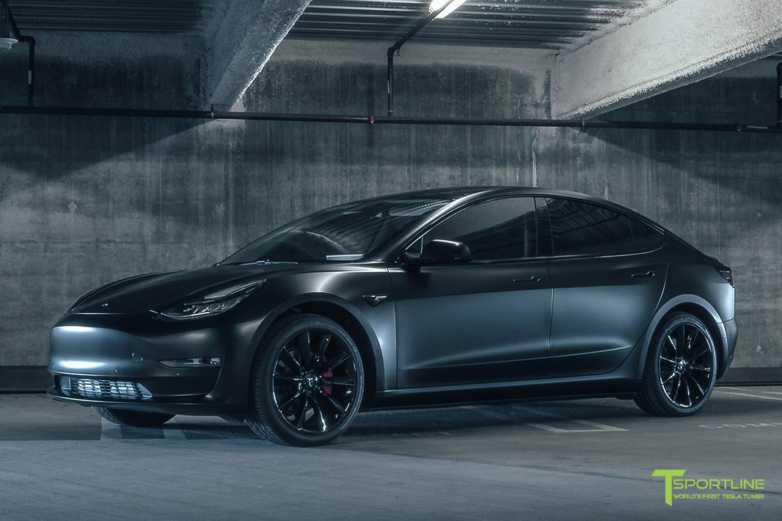 Косметичні модифікації для Tesla Model 3 від T Sportsline