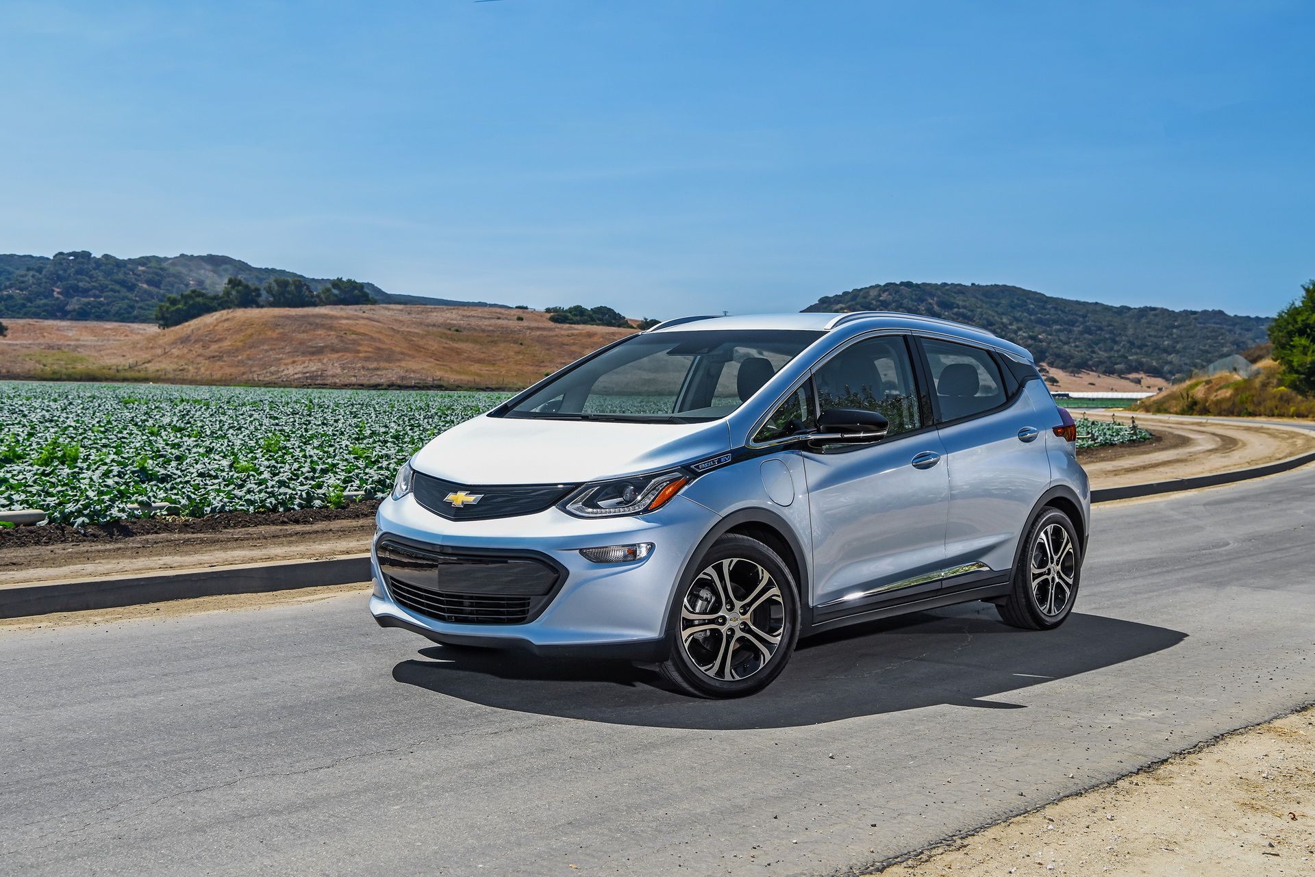 Оновлений Chevrolet Bolt розсекречено за характеристиками