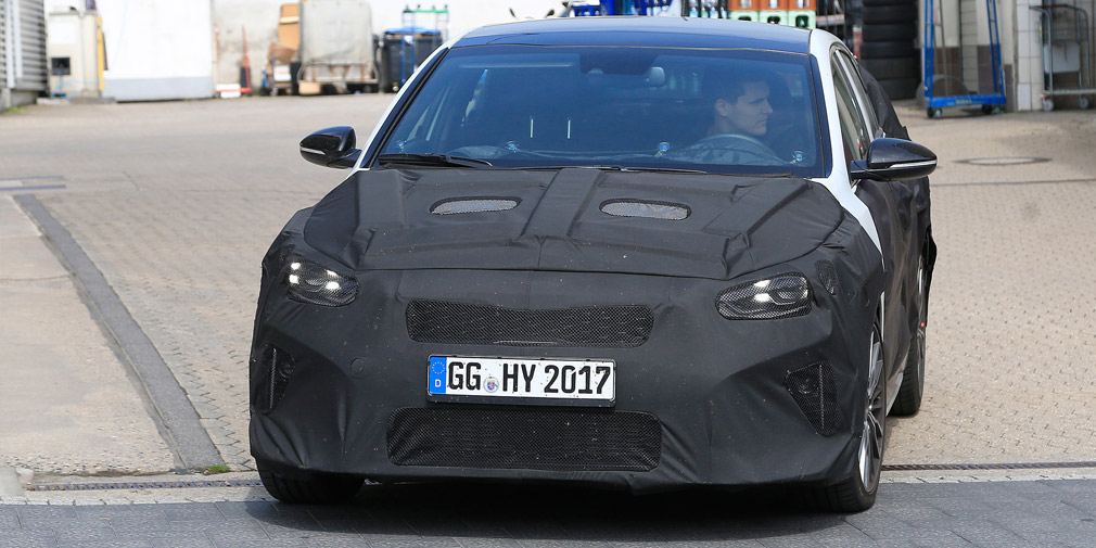 Kia зайнялася тестами нового Ceed у кузові Shooting Brake