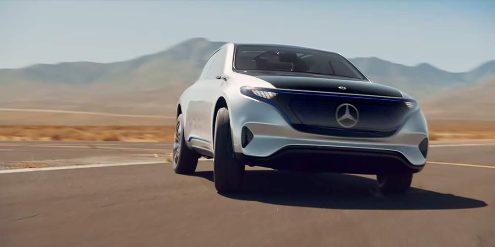 Mercedes продемонстрував їзду новенького електромобіля (ВІДЕО)