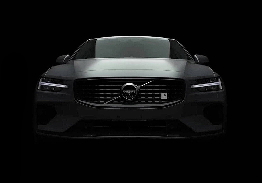 Volvo трохи розсекретила зовнішній вигляд новенького S60