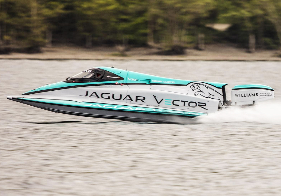 Jaguar зміг встановити водний швидкісний рекорд (ВІДЕО)