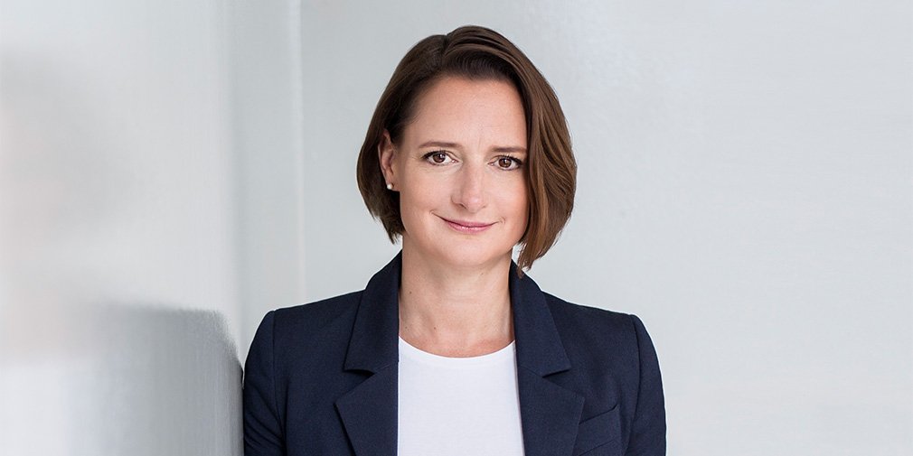 Daimler призначив директором Smart Катрін Абт