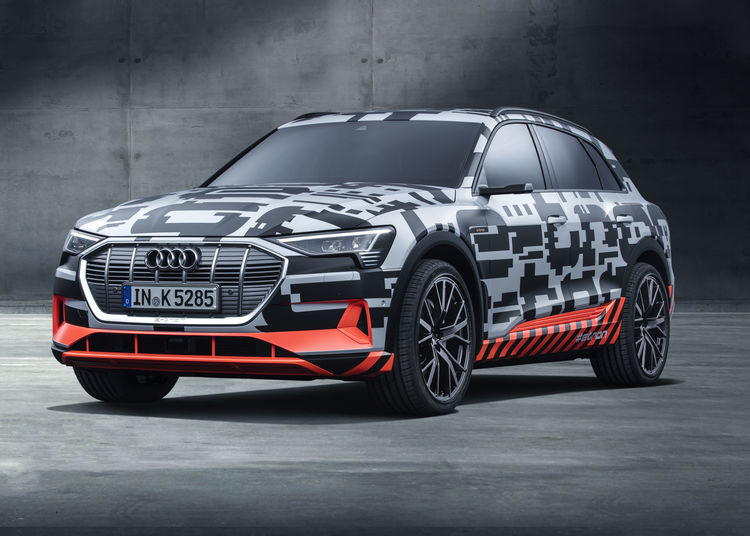 Audi E-Tron показав свій салон