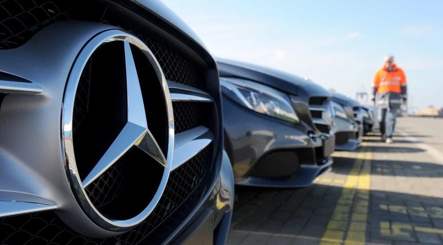 Mercedes-Benz займеться створенням безкоштовного таксі-сервісу