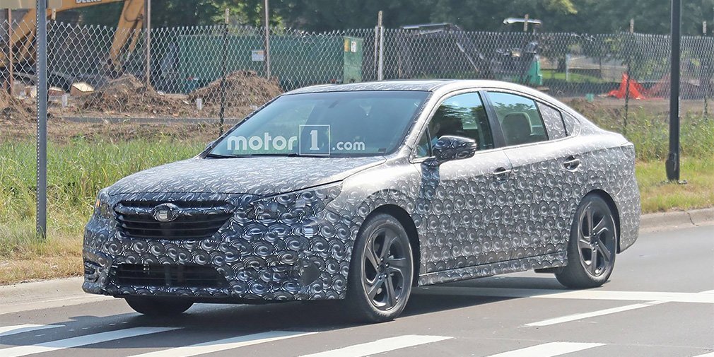 Нова генерація седана Subaru Legacy вже проходить випробування