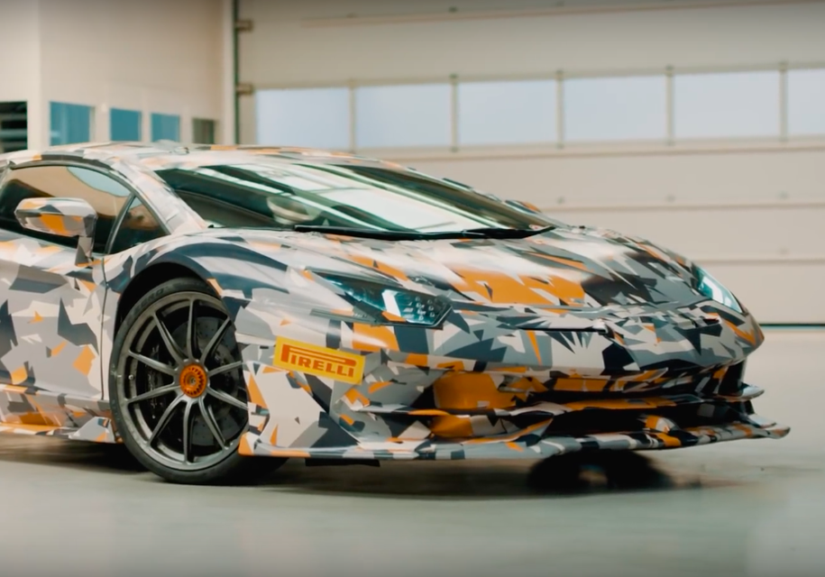 Відео з заїзду хардкорного Lamborghini Aventador SVJ на Нюрбургринзі