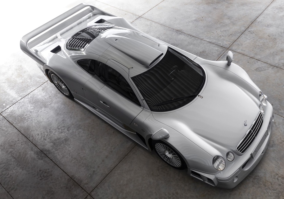 Спортивний прототип Mercedes-Benz AMG CLK GTR продадуть з молотка