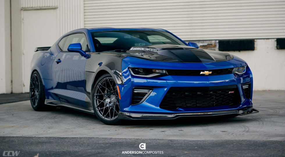 На Chevrolet Camaro SS «насадили» карбон