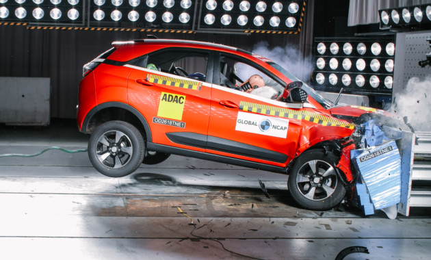 Бюджетний крос Tata здивував після проходження краш-тесту Global NCAP (ВІДЕО)