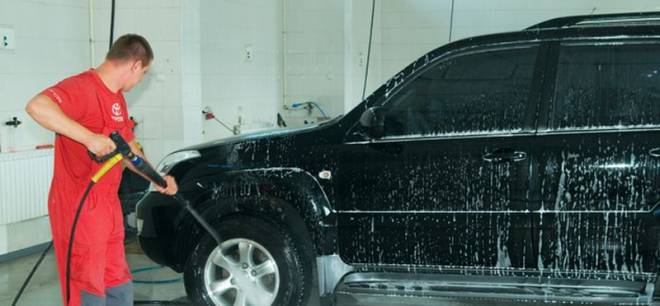 Тойота. Спеціальна пакетна пропозиція по миттю автомобіля